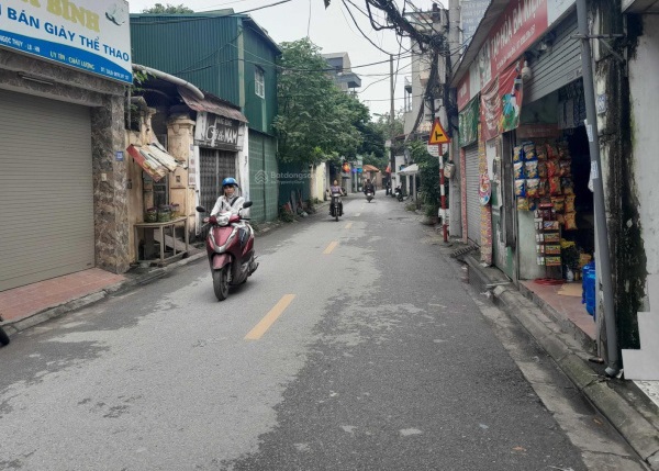 Cơ hội 1-0-2 - Nhà Ngọc Thuỵ - Mặt tiền 5.6m, khu vực thoáng, ở sướng - DT 73 m2 - chỉ 5,9 tỷ